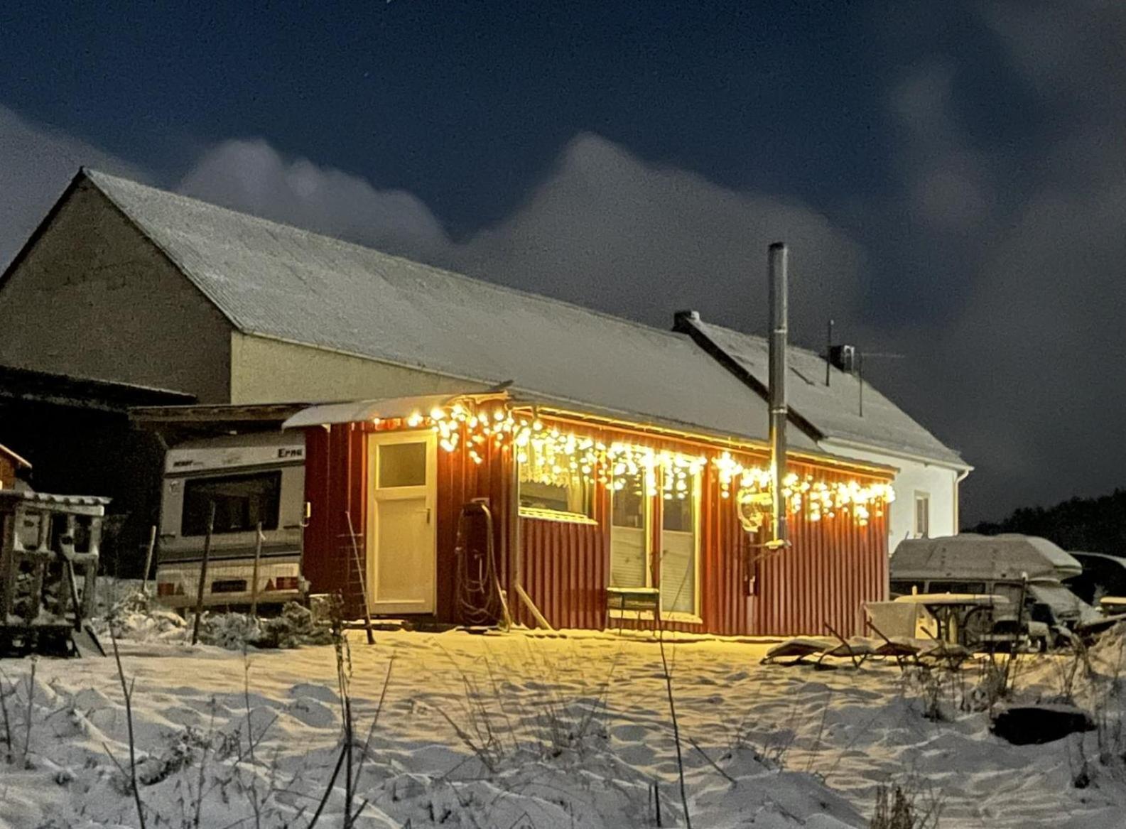 Tiny House Anneliese Hunde Okay Villa Oberbettingen Екстериор снимка